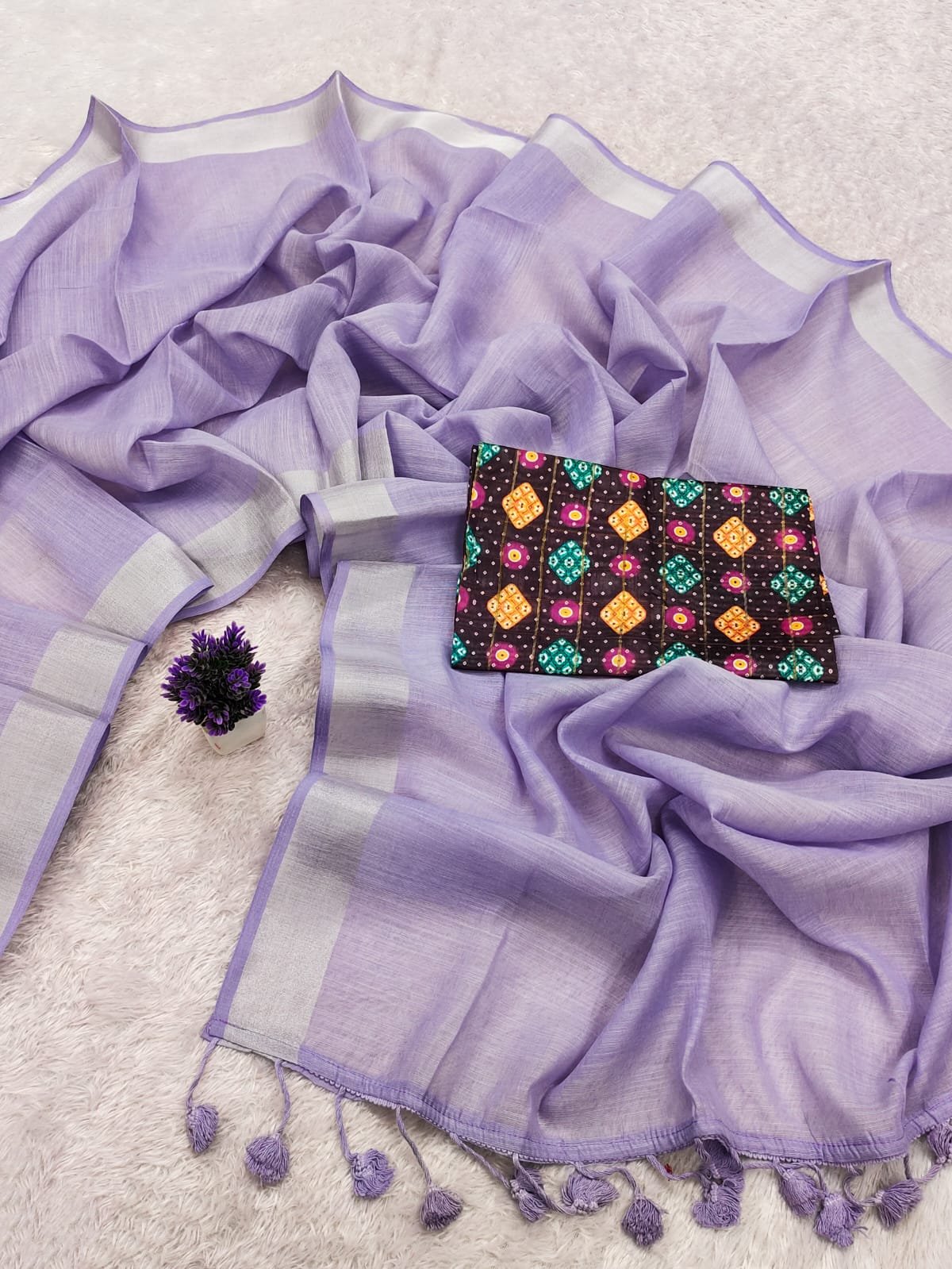 EXCLUSIVE-WEAR-COLLECTION-OFF-COTTON-LINEN-SAREE